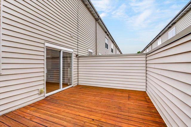 2779 Crinkle Root Drive, Fitchburg, WI 53711