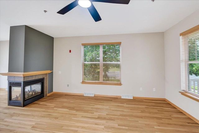 2779 Crinkle Root Drive, Fitchburg, WI 53711