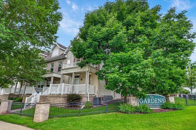 2779 Crinkle Root Drive, Fitchburg, WI 53711