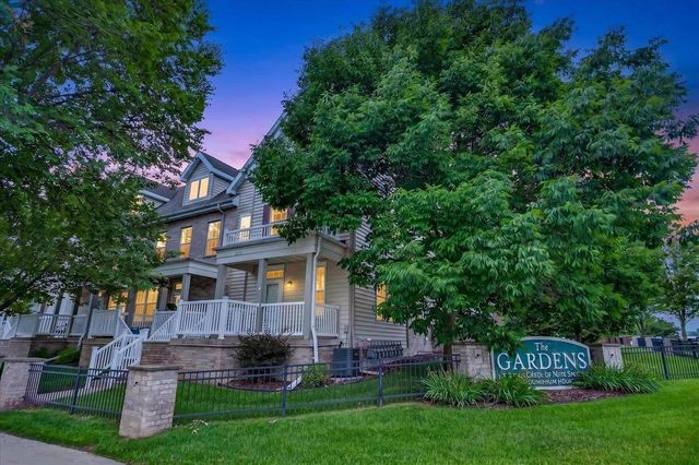 2779 Crinkle Root Drive, Fitchburg, WI 53711