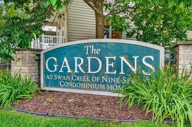 2779 Crinkle Root Drive, Fitchburg, WI 53711