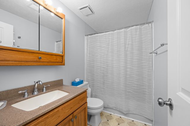 5231 26th Avenue A Court 14, Moline, IL 51265