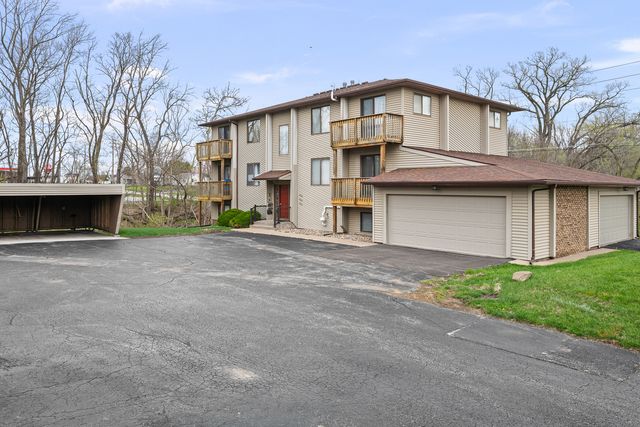 5231 26th Avenue A Court 14, Moline, IL 51265