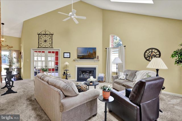 119 PRIMROSE LN, Reading, PA 19610