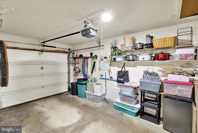 119 PRIMROSE LN, Reading, PA 19610