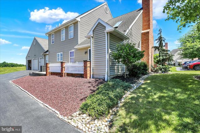 119 PRIMROSE LN, Reading, PA 19610