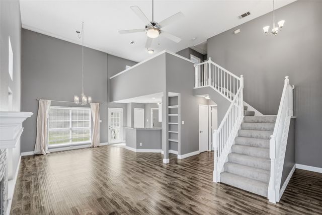 944 Valley View Drive, Lewisville, TX 75067