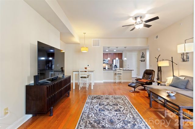 701 Royal Court 603, Charlotte, NC 28202