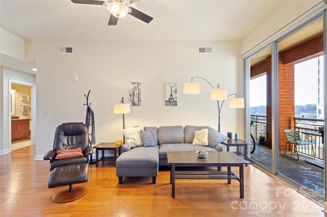 701 Royal Court 603, Charlotte, NC 28202