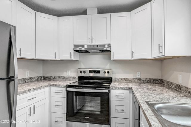 1895 Convair Street SE 2201, Palm Bay, FL 32909