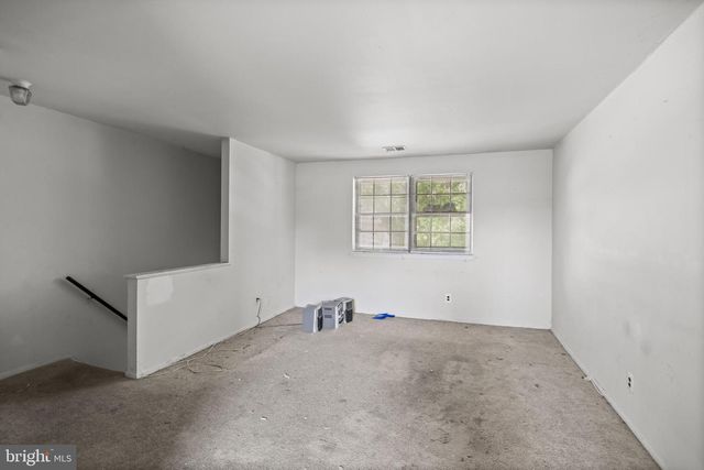 109 EAVES MILL RD, Medford, NJ 08055