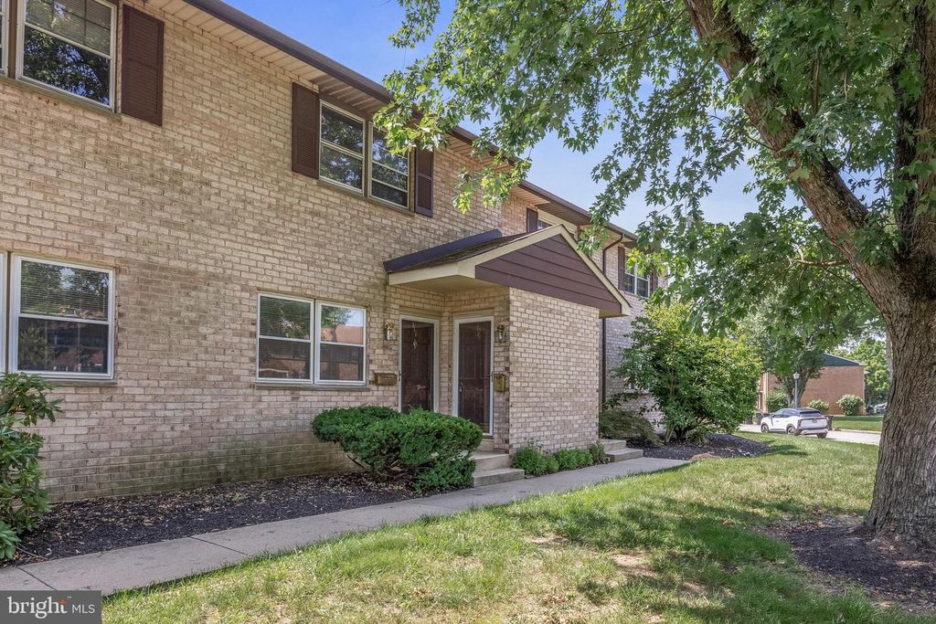 109 EAVES MILL RD, Medford, NJ 08055