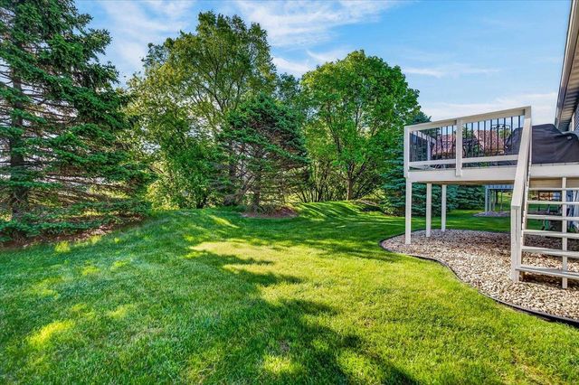 828 Dunn Avenue, Oregon, WI 53575