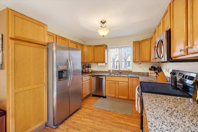828 Dunn Avenue, Oregon, WI 53575