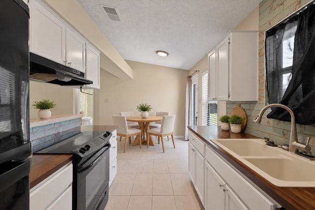 6709 Johnnie Court, Watauga, TX 76148