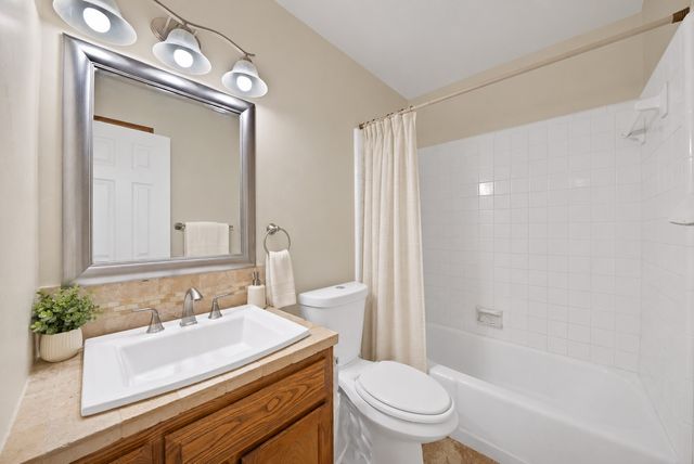 6709 Johnnie Court, Watauga, TX 76148