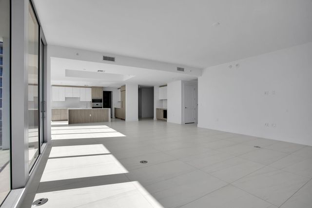 151 N Seabreeze Blv E-701, Fort Lauderdale, FL 33304