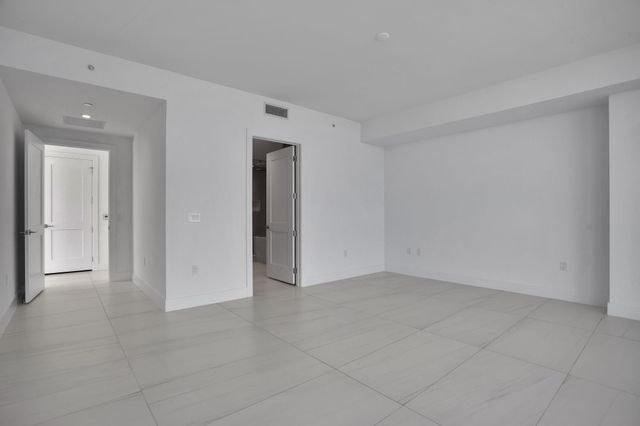 151 N Seabreeze Blv E-701, Fort Lauderdale, FL 33304