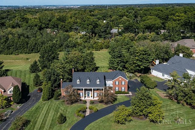 5025 Rollman Estates Drive, Amberley, OH 45236