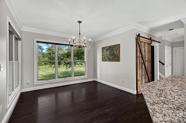 5025 Rollman Estates Drive, Amberley, OH 45236