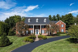 5025 Rollman Estates Drive, Amberley, OH 45236
