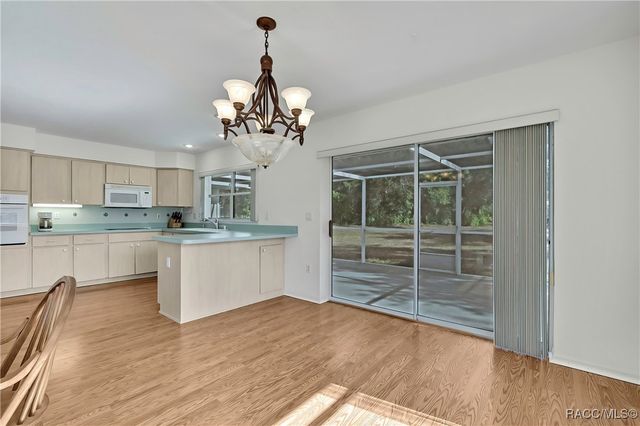 2 Blair Court, Homosassa, FL 34446