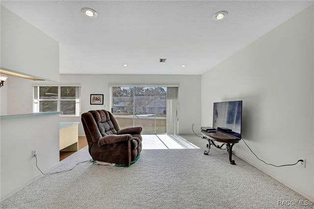 2 Blair Court, Homosassa, FL 34446