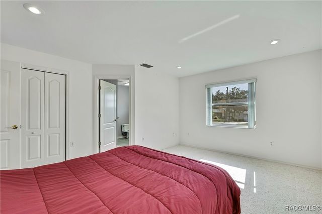 2 Blair Court, Homosassa, FL 34446