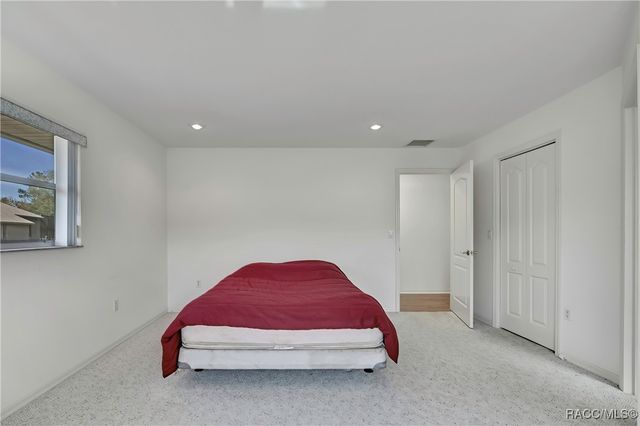 2 Blair Court, Homosassa, FL 34446