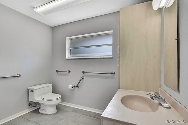 2 Blair Court, Homosassa, FL 34446