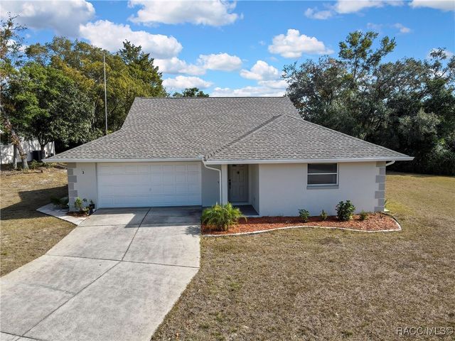 2 Blair Court, Homosassa, FL 34446