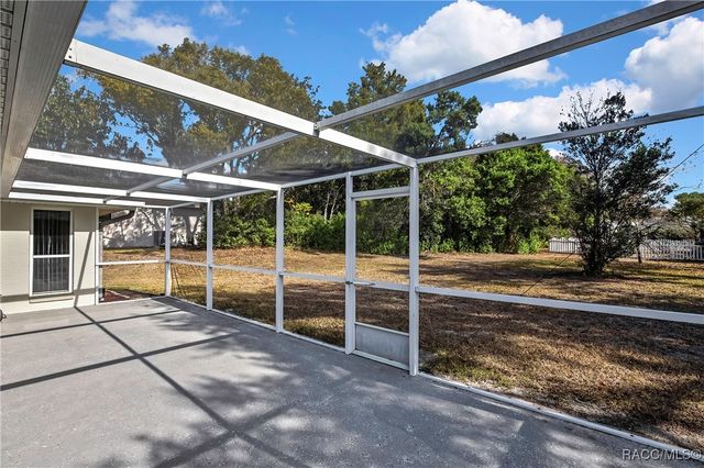 2 Blair Court, Homosassa, FL 34446