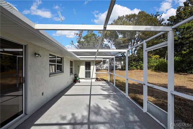 2 Blair Court, Homosassa, FL 34446