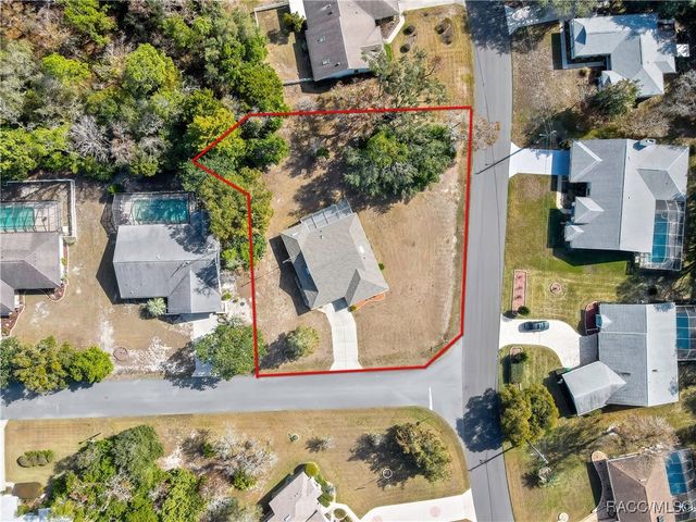 2 Blair Court, Homosassa, FL 34446