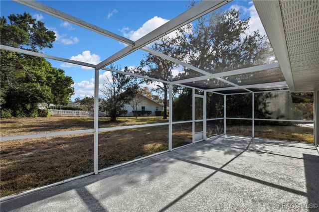 2 Blair Court, Homosassa, FL 34446