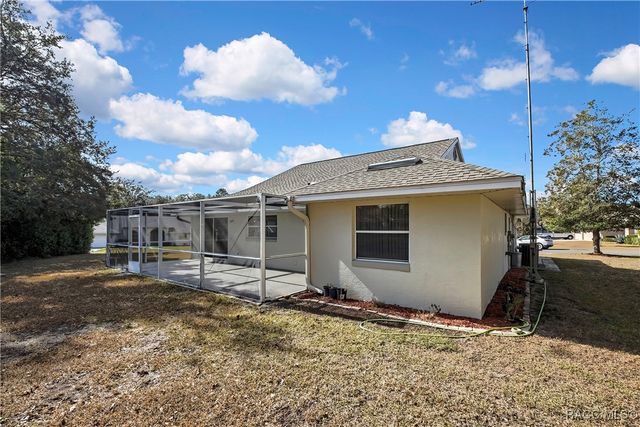 2 Blair Court, Homosassa, FL 34446
