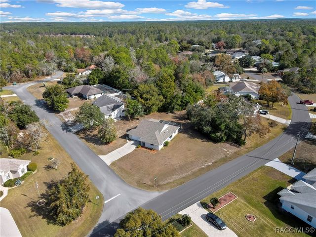 2 Blair Court, Homosassa, FL 34446