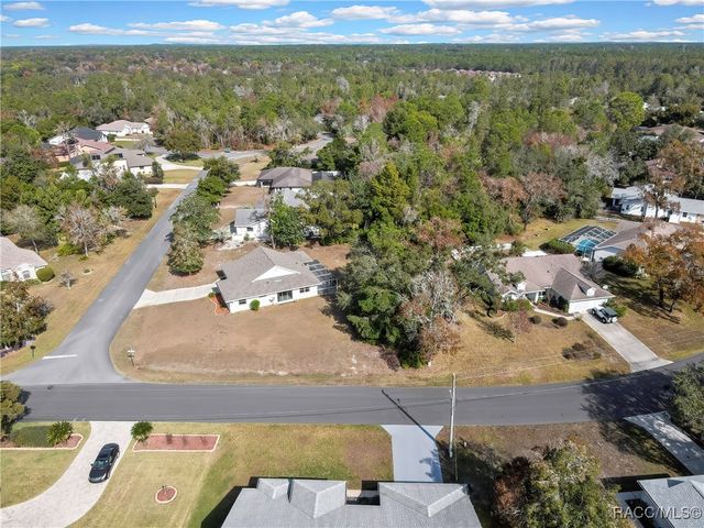 2 Blair Court, Homosassa, FL 34446