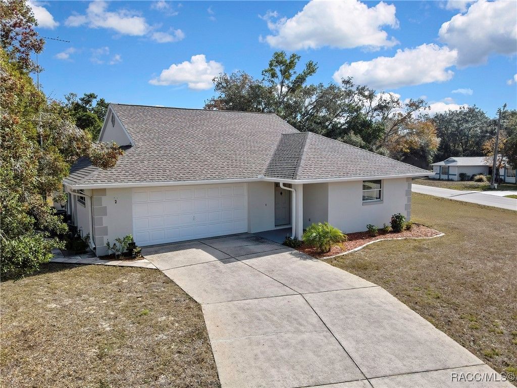 2 Blair Court, Homosassa, FL 34446