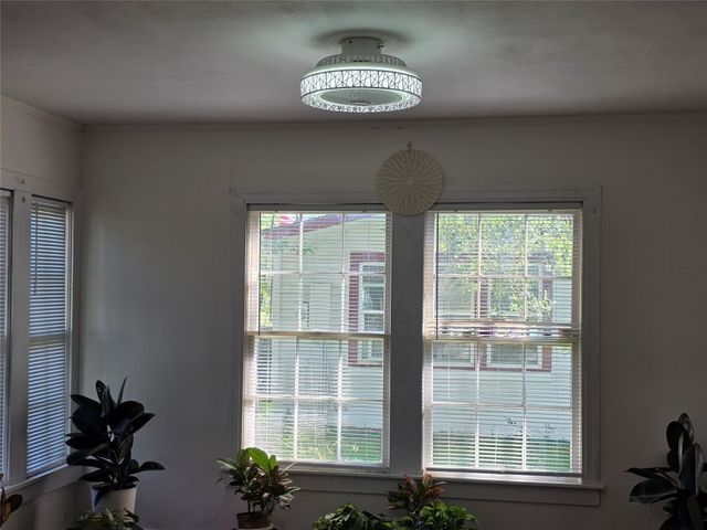 810 N Main, Winnsboro, TX 75494