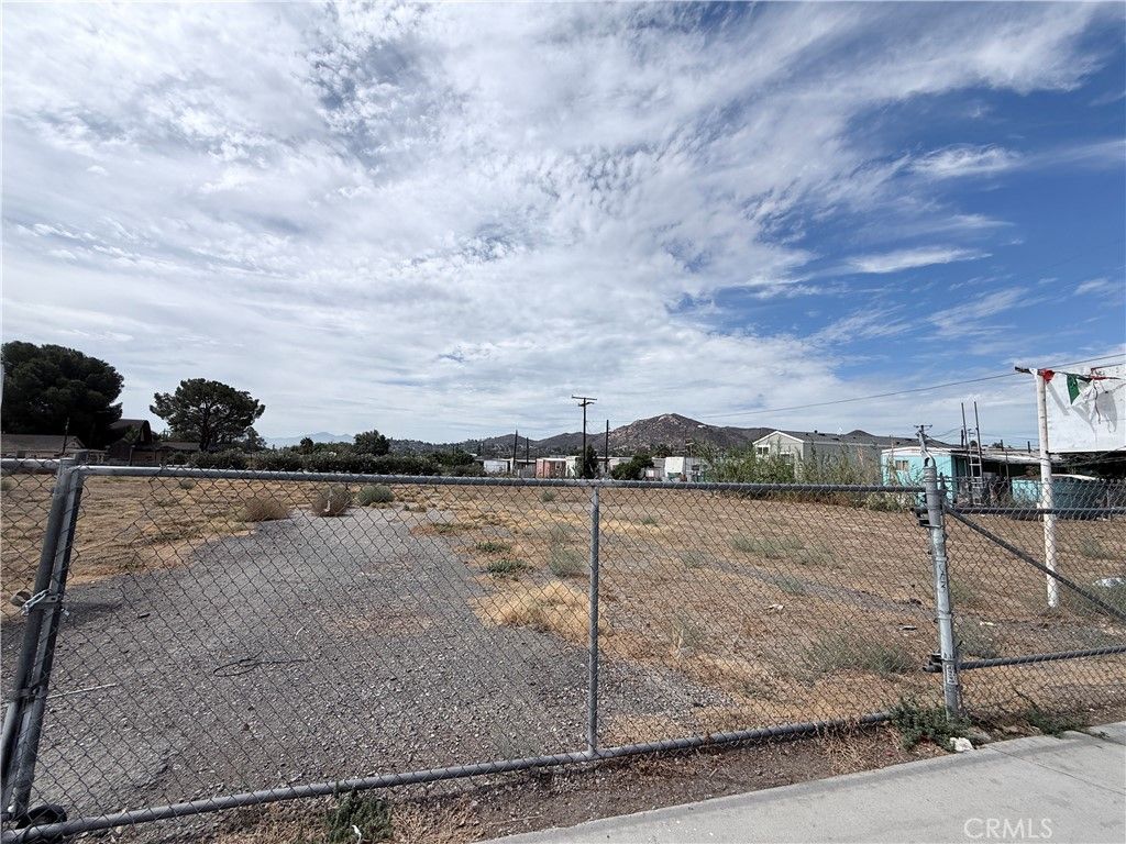 6128 Mission, Riverside, CA 92509 — photo 5