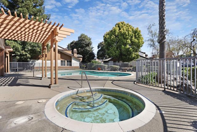 1447 W Swain Rd, Stockton, CA 95207