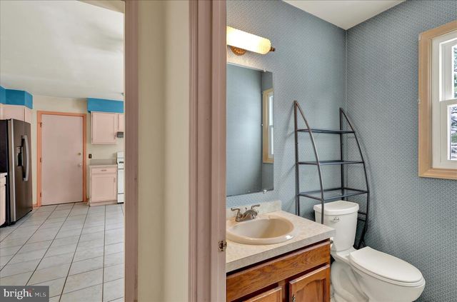 438 COACH HOUSE LN, Lititz, PA 17543