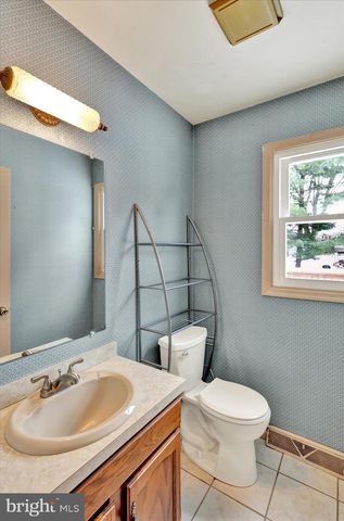 438 COACH HOUSE LN, Lititz, PA 17543