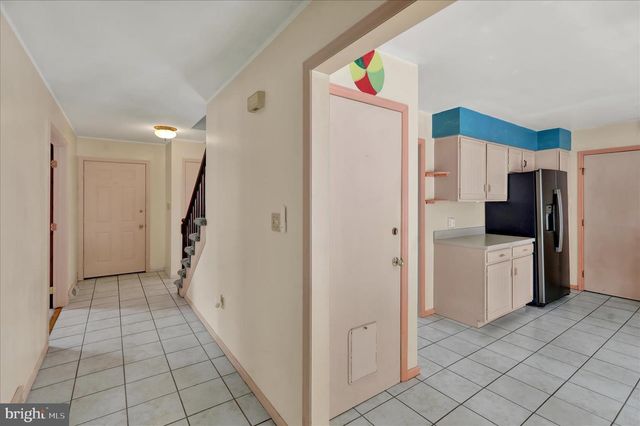 438 COACH HOUSE LN, Lititz, PA 17543