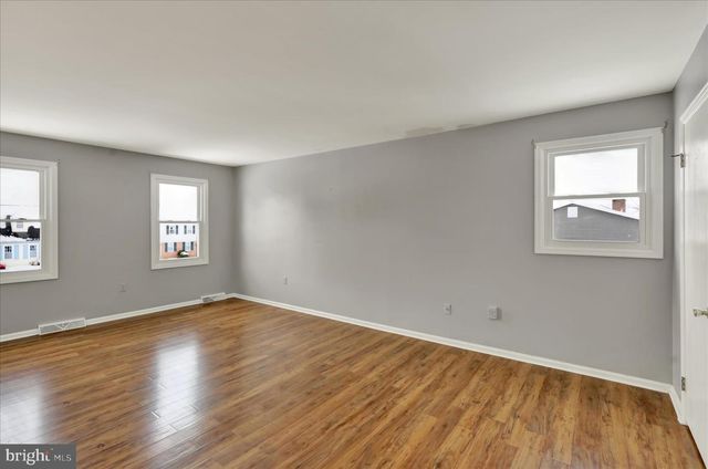 438 COACH HOUSE LN, Lititz, PA 17543