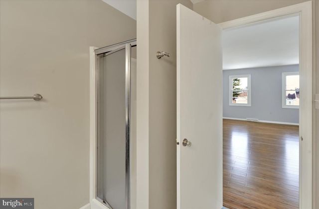 438 COACH HOUSE LN, Lititz, PA 17543