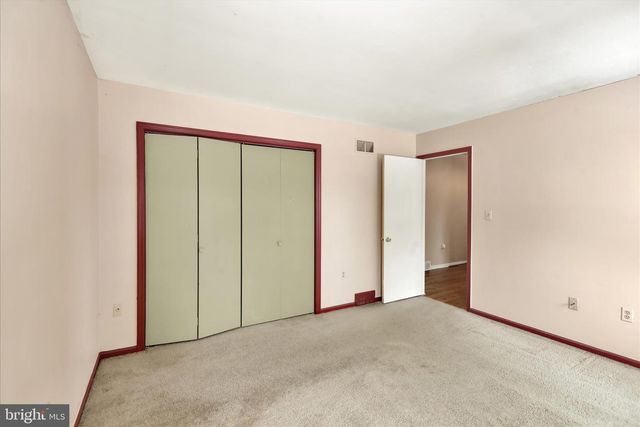 438 COACH HOUSE LN, Lititz, PA 17543