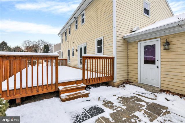 438 COACH HOUSE LN, Lititz, PA 17543