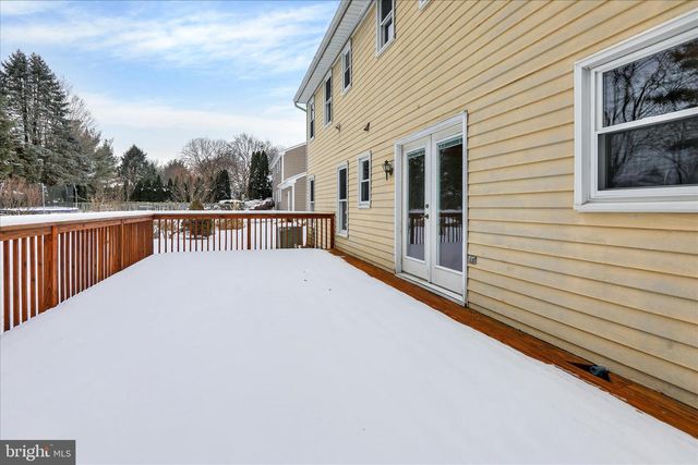 438 COACH HOUSE LN, Lititz, PA 17543